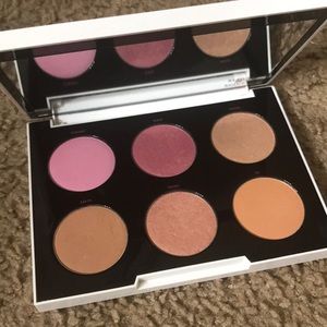 Urban Decay Cheeks Palette